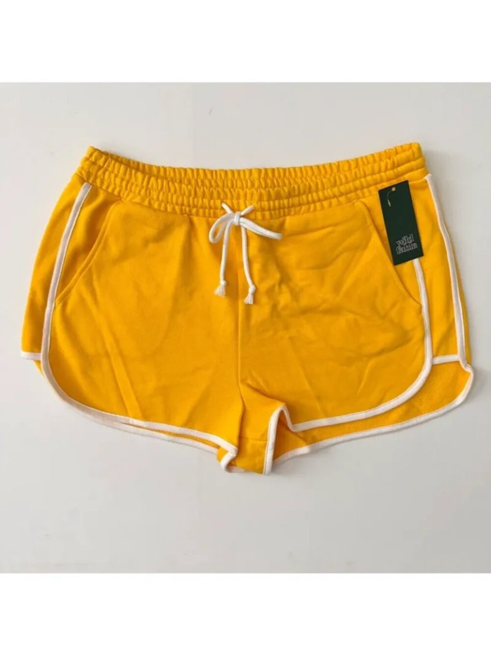 Wild Fable Women’s Yellow Jogger Shorts Size L
